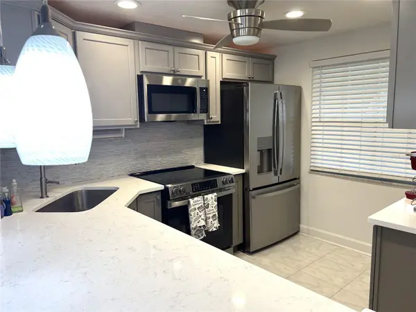 4211 STRATFORD DR #4211, New Port Richey, FL 34652