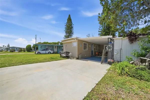 6439 TOWER DR, Hudson, FL 34667