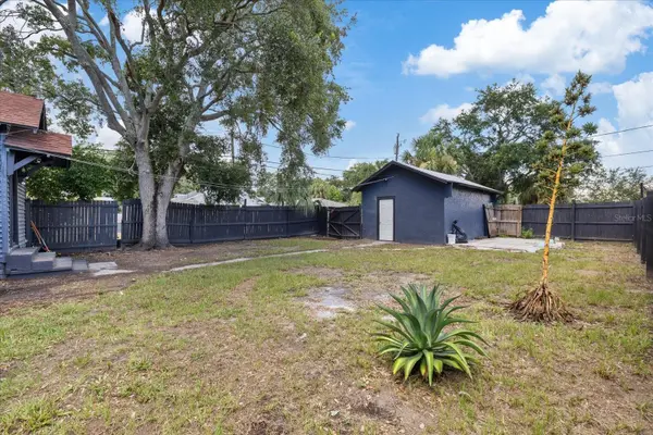 1618 12TH ST S, St Petersburg, FL 33705