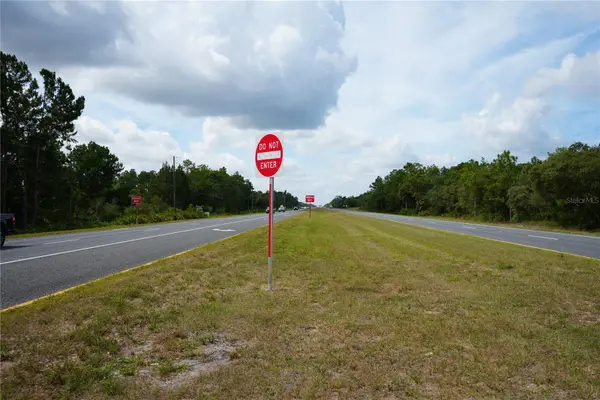 18284 COMMERCIAL WAY, Weeki Wachee, FL 34614