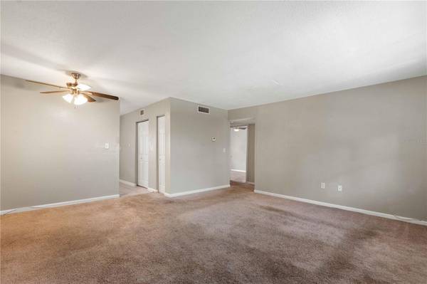 204 PINE TULIP CT #201, Tampa, FL 33612