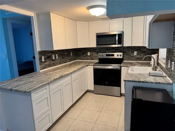 4515` MARINE Pkwy #102, New Port Richey, FL 34652
