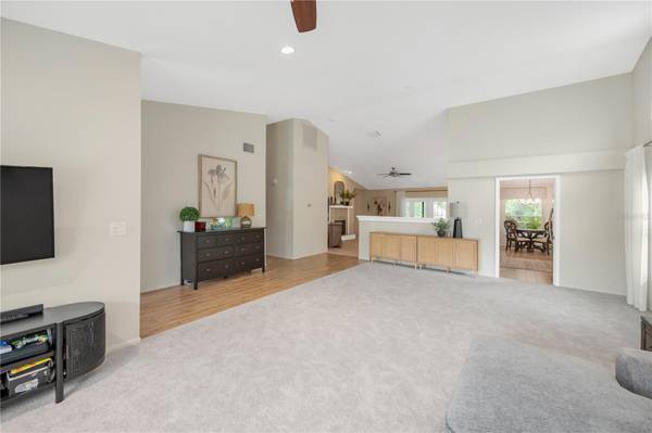12004 STEPPINGSTONE BLVD, Tampa, FL 33635