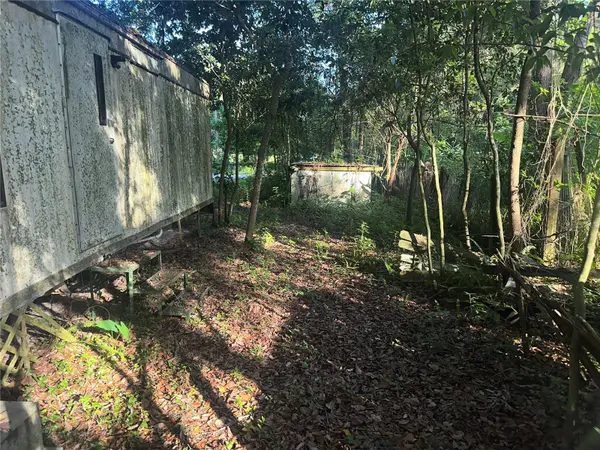1128 N JACKSON AVE S, Spring Hill, FL 34604