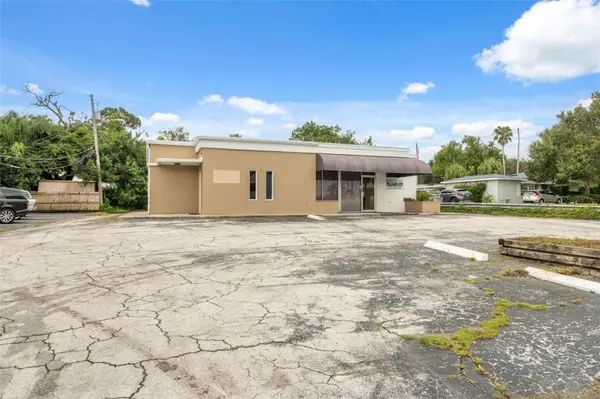 2101 INDIAN ROCKS RD S, Largo, FL 33774