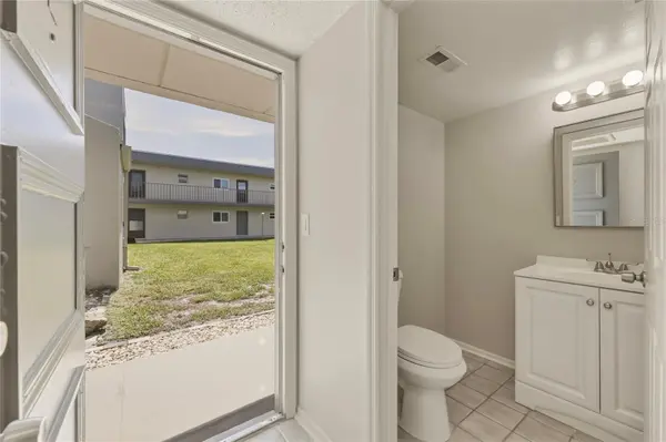 3001 THRUSH DR #120, Melbourne, FL 32935