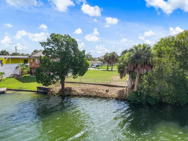 3287 SEA GRAPE DR, Hernando Beach, FL 34607