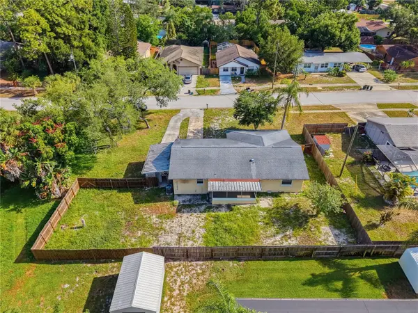 1116 E OAKWOOD ST, Tarpon Springs, FL 34689
