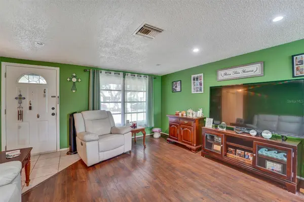 10800 LOS SANTOS DR, Port Richey, FL 34668