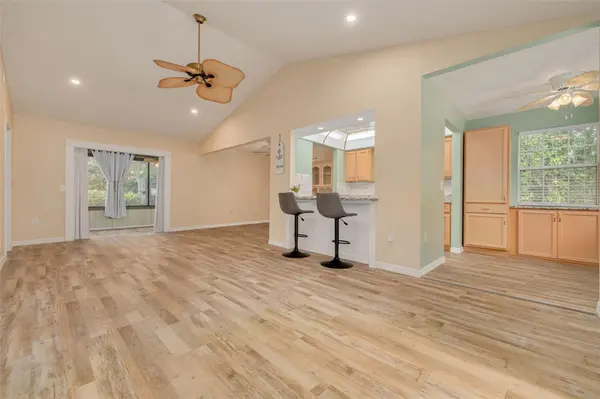 12432 KNOLLBROOK LN, Hudson, FL 34669