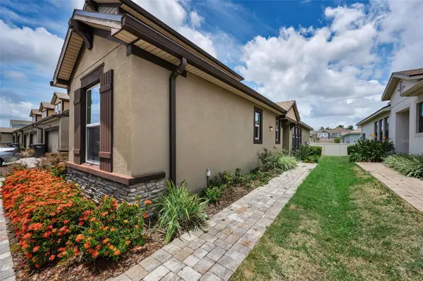 11823 BROOKSIDE DR, Bradenton, FL 34211