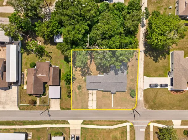 13725 10TH ST, Dade City, FL 33525