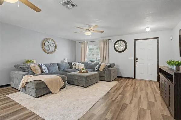15373 CALLISTA LN, Dade City, FL 33523