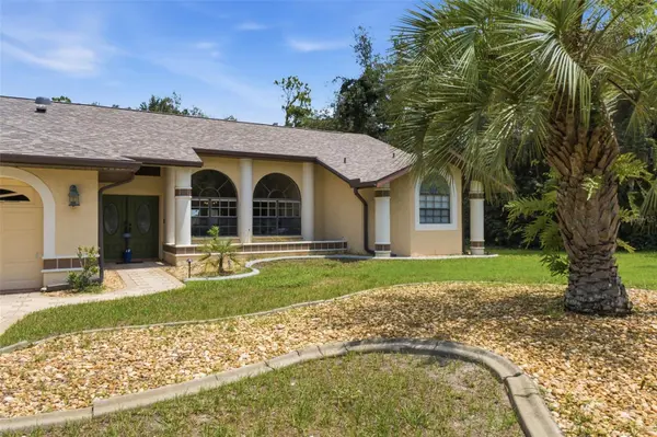10307 WATERS EDGE CT, Weeki Wachee, FL 34613