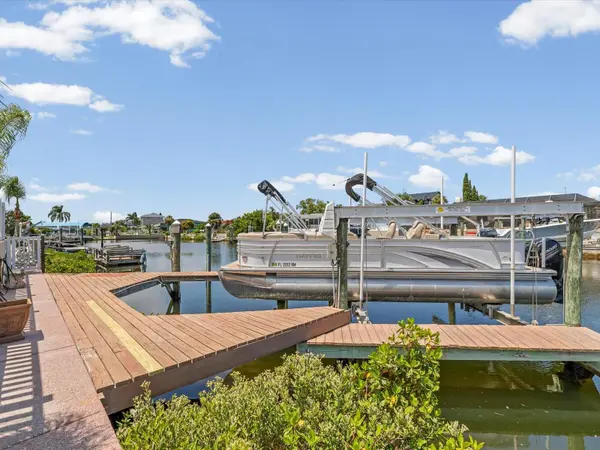 15709 CENTURY DR, Hudson, FL 34667