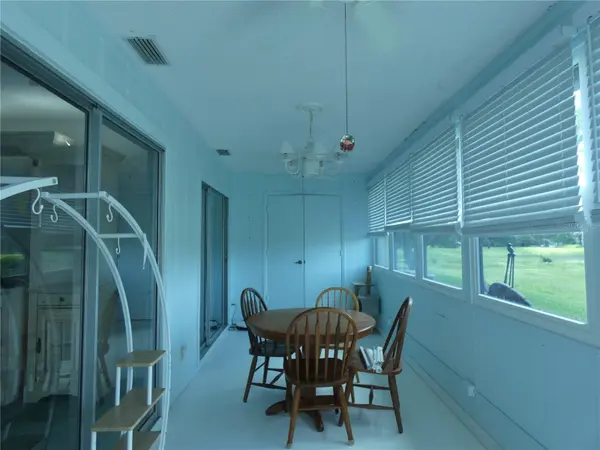 11231 DOLLAR LAKE DR #6, Port Richey, FL 34668