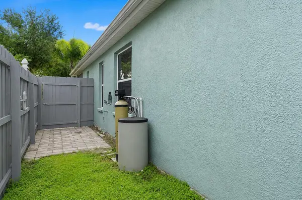 8620 PERSEA CT, New Port Richey, FL 34655