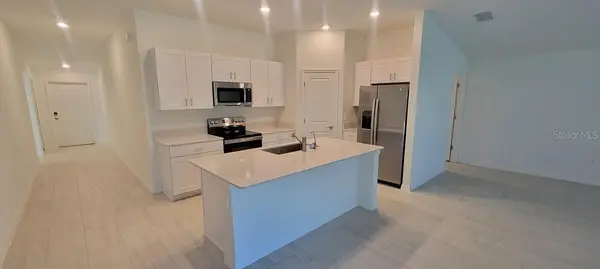 10083 GENTLE RAIN DR, Land O Lakes, FL 34638