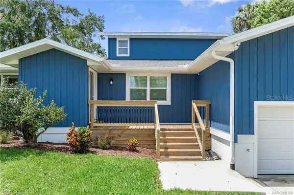 9205 W HARBOR ISLE CT, Crystal River, FL 34429