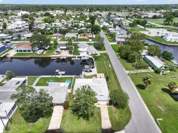 13224 NEPTUNE DR, Hudson, FL 34667