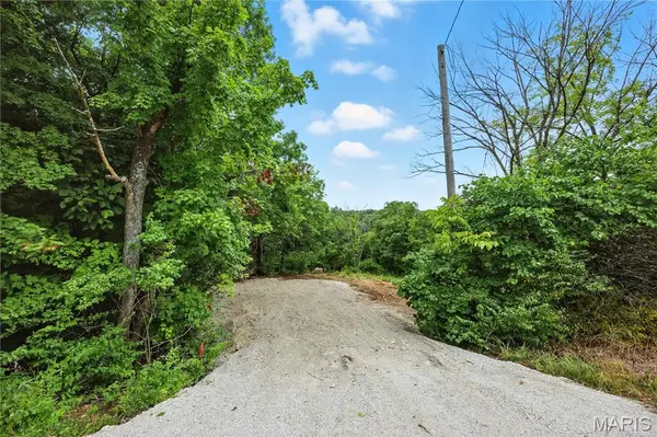 12323 State Route 21, De Soto, MO 63020