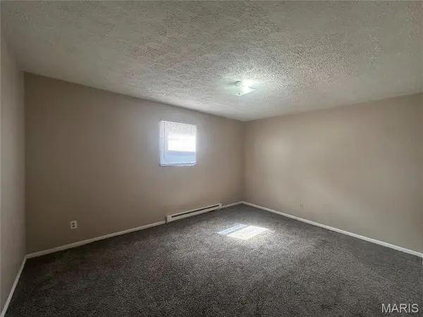 617/619 Daniel ST, Sikeston, MO 63801