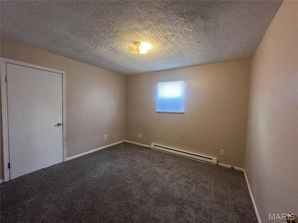 617/619 Daniel ST, Sikeston, MO 63801
