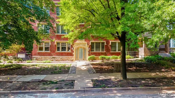 4228 McPherson AVE #114, St Louis, MO 63108