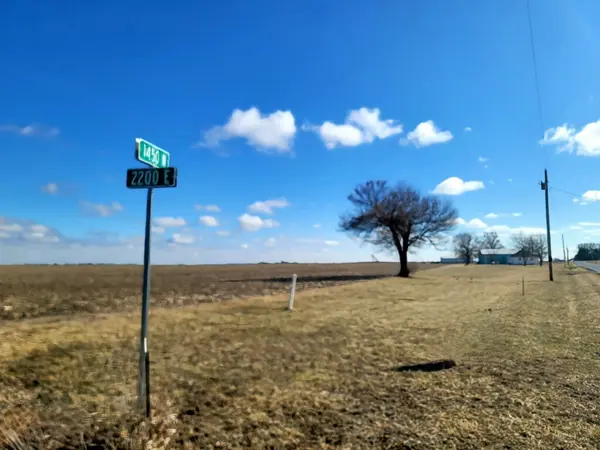 2210 Homer Lake RD, St. Joseph, IL 61873