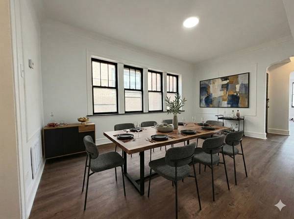 7712 S Jeffery BLVD #3, Chicago, IL 60649