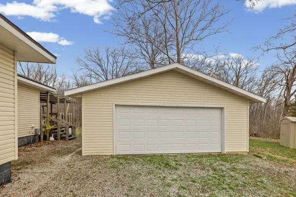 2429 Overbeck LN, Centralia, IL 62801
