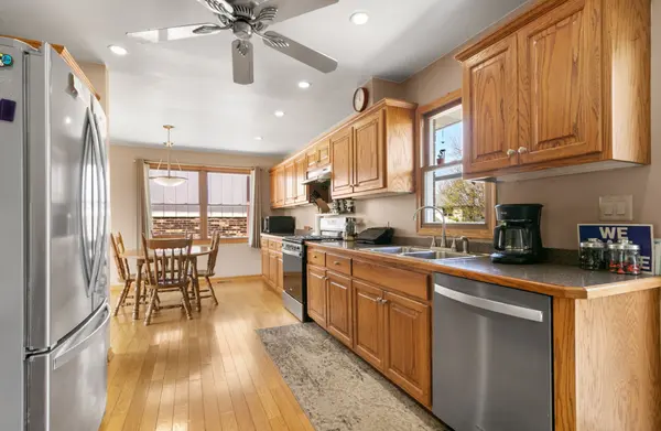 7024 Brementowne RD, Tinley Park, IL 60477