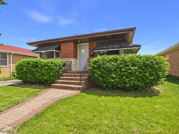 51 51st AVE, Bellwood, IL 60104