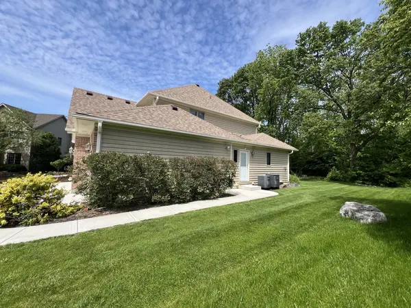 1500 Flag Day DR, Batavia, IL 60510