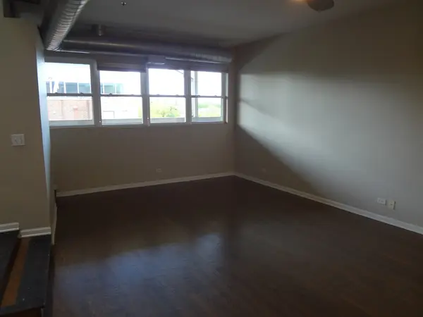 1834 Ridge AVE #137, Evanston, IL 60201