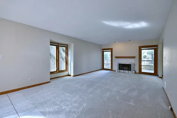 148 Schiller SQ, Itasca, IL 60143