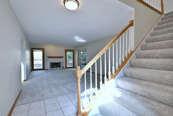 148 Schiller SQ, Itasca, IL 60143