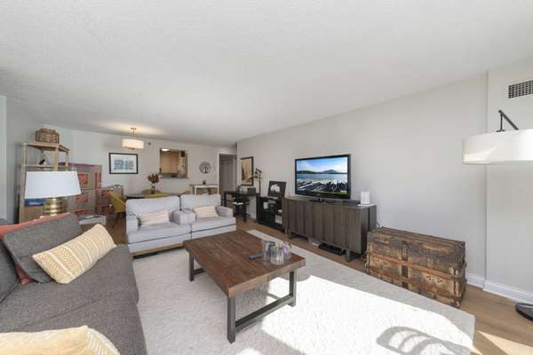 195 N HARBOR DR #3604, Chicago, IL 60601