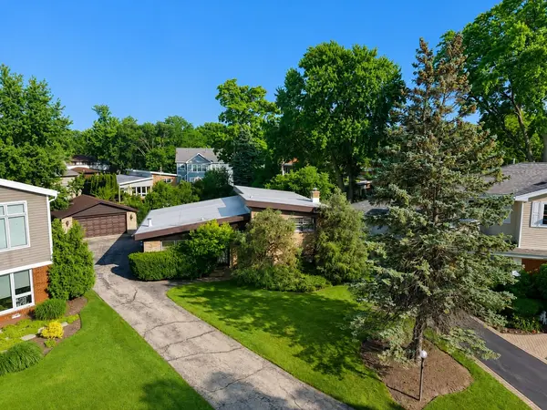 406 SUNSET DR, Wilmette, IL 60091