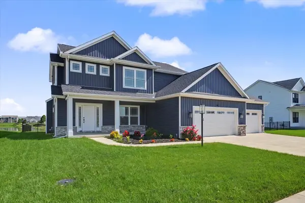 412 Sutton ST, Savoy, IL 61874