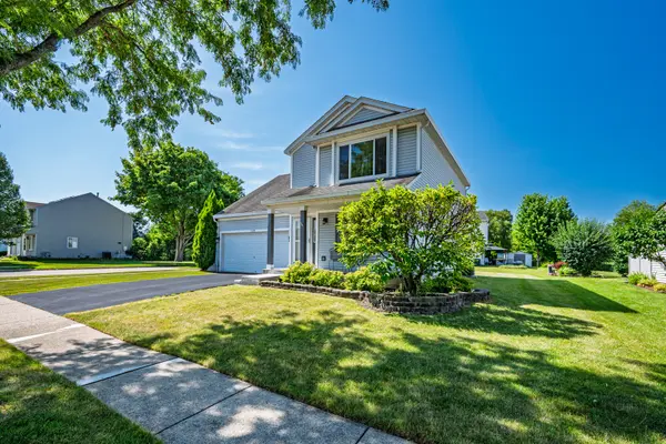 1419 Ridge RD, South Elgin, IL 60177