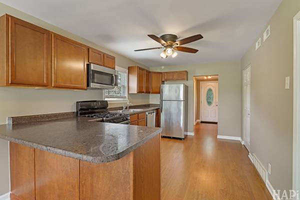 42066 N Lotus AVE, Antioch, IL 60002