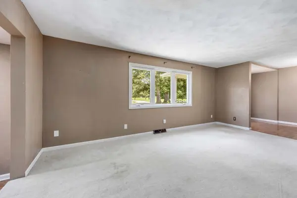 4022 Landmark RD, Iuka, IL 62849