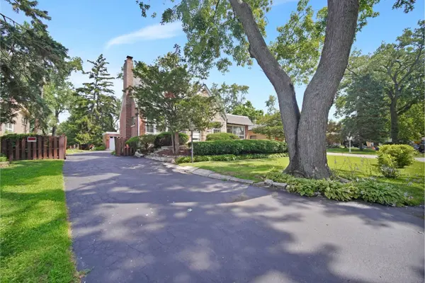 5228 Cass ST, Oak Lawn, IL 60453