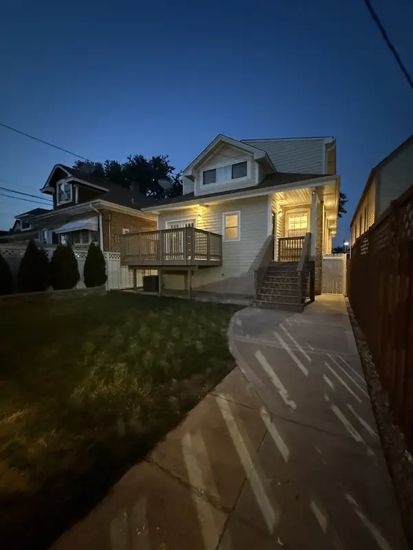 1322 Euclid AVE, Berwyn, IL 60402