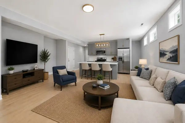 2442 W Wilson AVE #3, Chicago, IL 60625