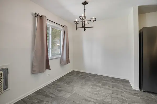 2308 Algonquin RD #7, Rolling Meadows, IL 60008