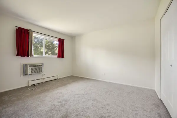 2308 Algonquin RD #7, Rolling Meadows, IL 60008