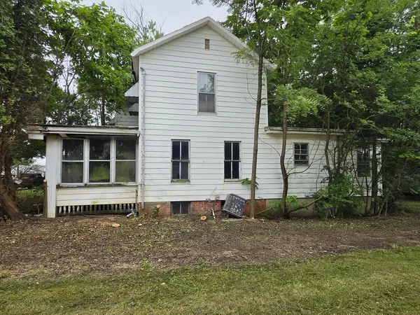 202 S 1st ST, Chatsworth, IL 60921