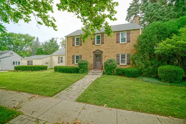 1205 W 6th AVE, Rochelle, IL 61068